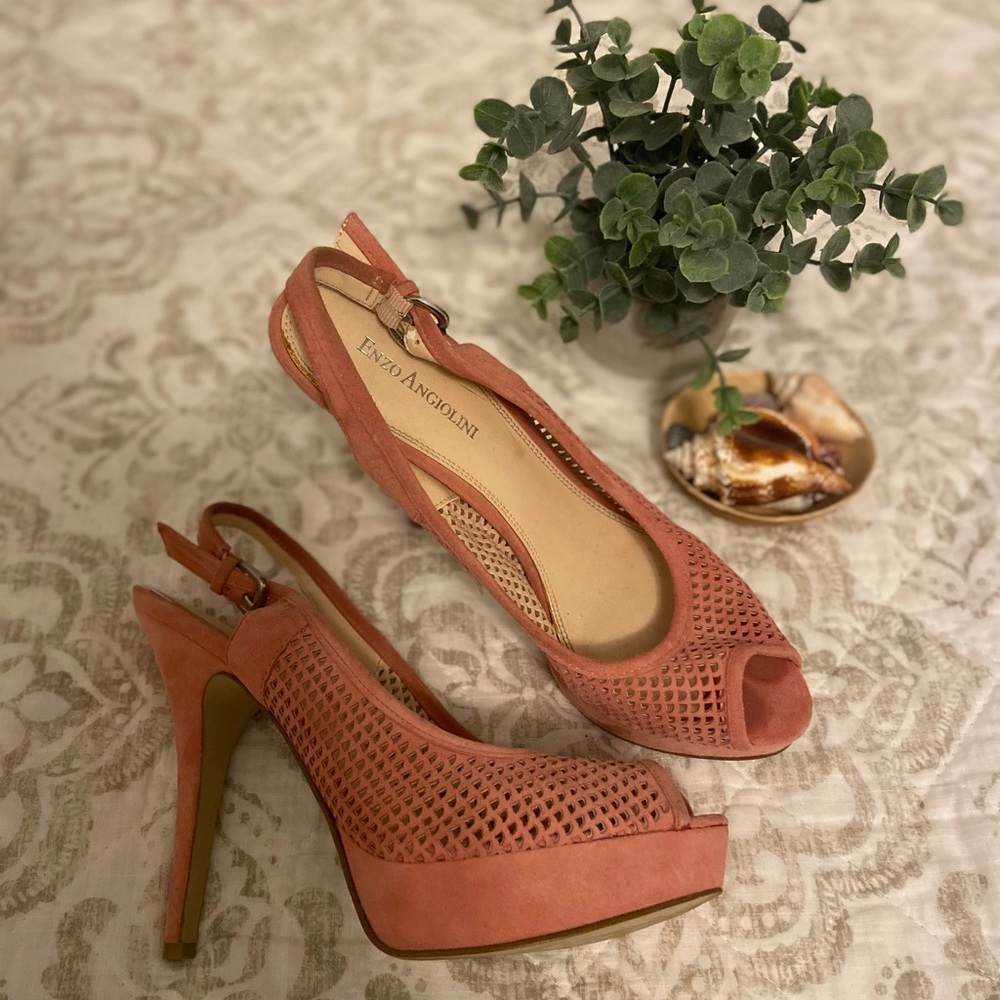 Strappy Back Heel